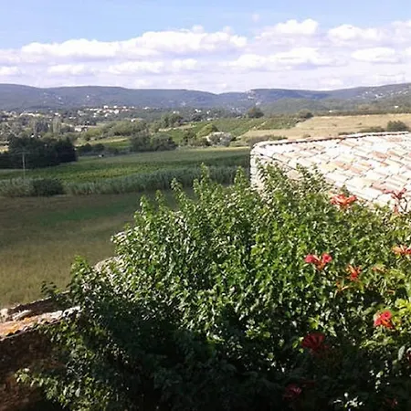 Le Mouleyras Guest house Saint-Montan