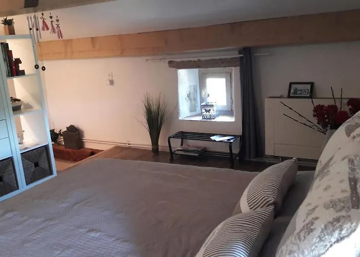Le Mouleyras 4* Saint-Montan